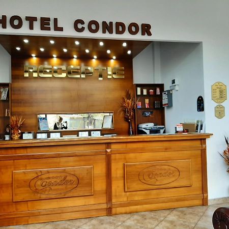 Hotel Condor Oravita Exteriör bild